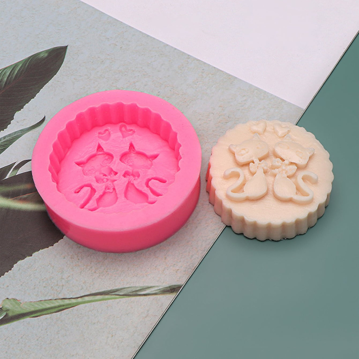 1-Piece Silicone Cat Soap Mold - огляд і ціна Candle Making Jelly